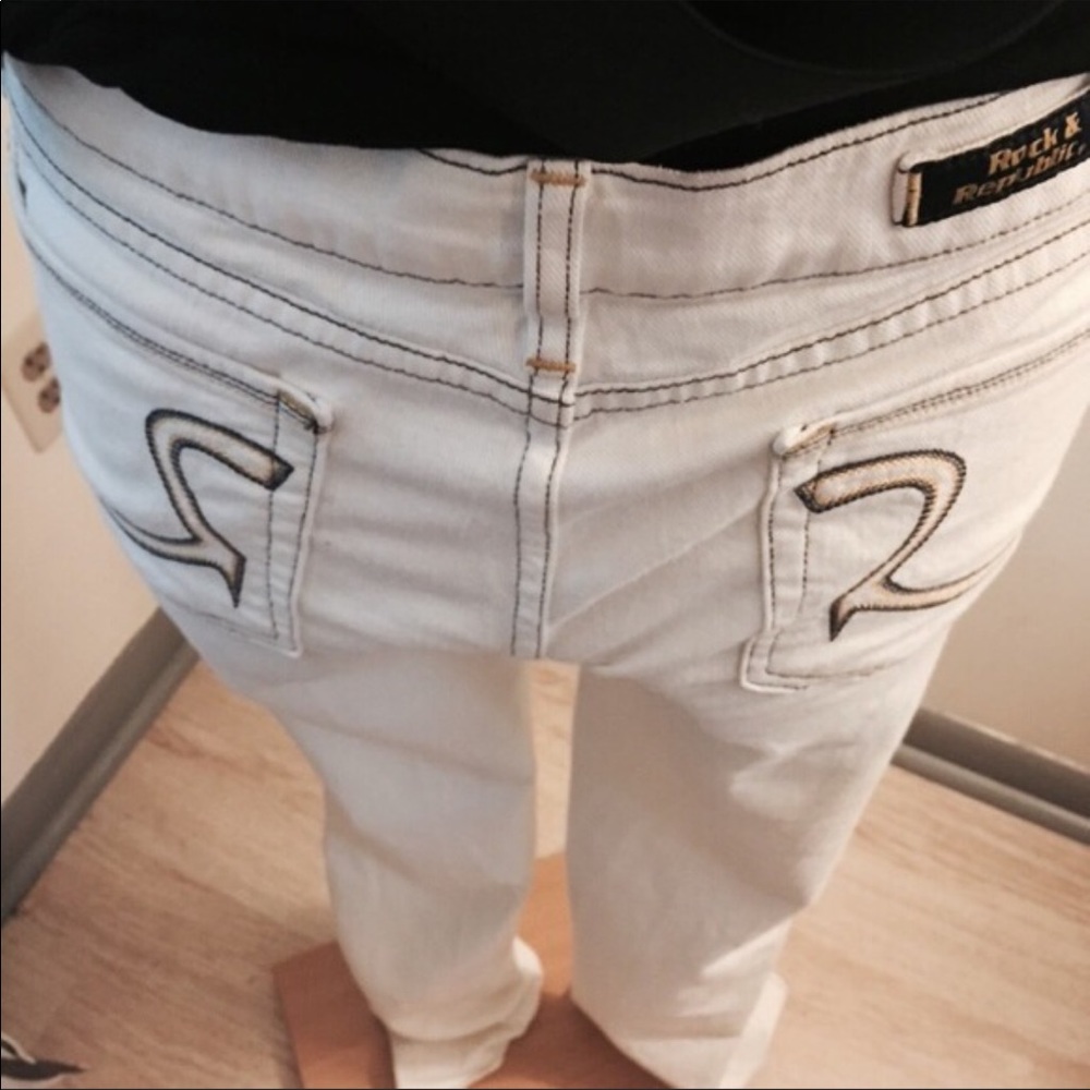 Rock and Republic white skinny jeans